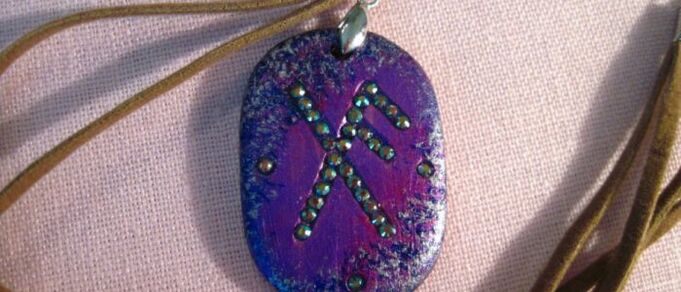 pendant amulet for luck
